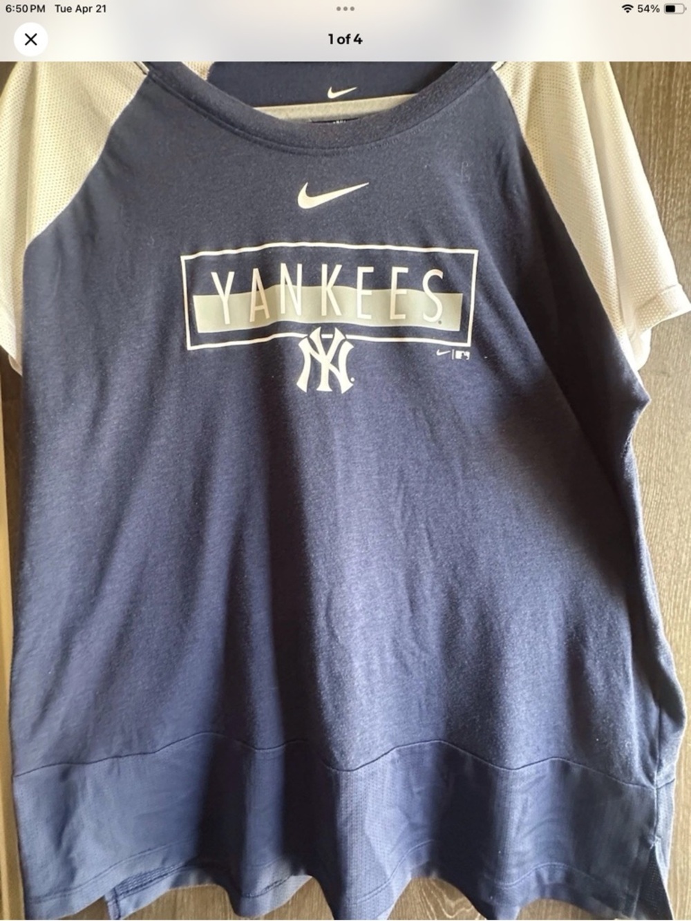 Nike Men’s New York Yankees Navy and White Raglan Tee